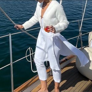 Zara Studio cropped pants with a skirt or apron size xs ( fits like small)